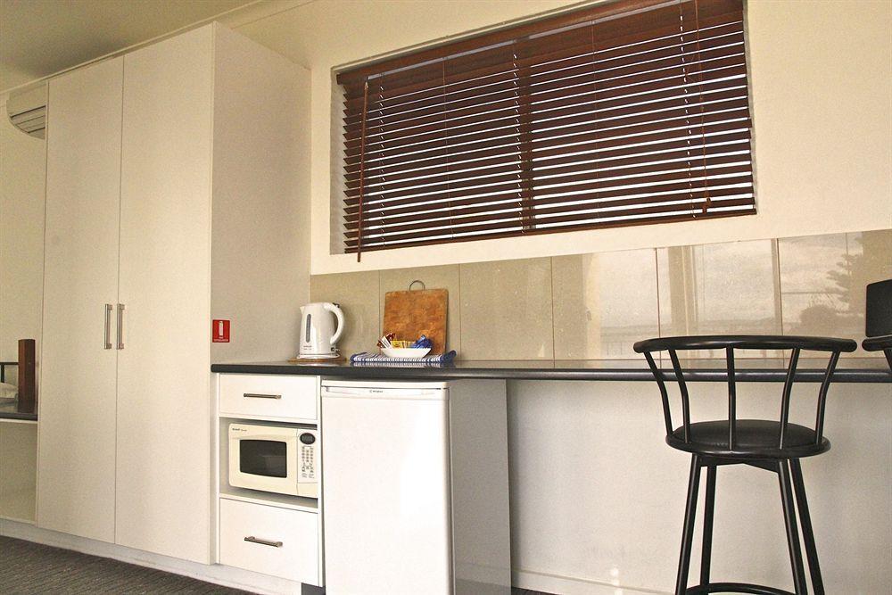 Bay 10 - Suites And Apartments Port Lincoln Buitenkant foto