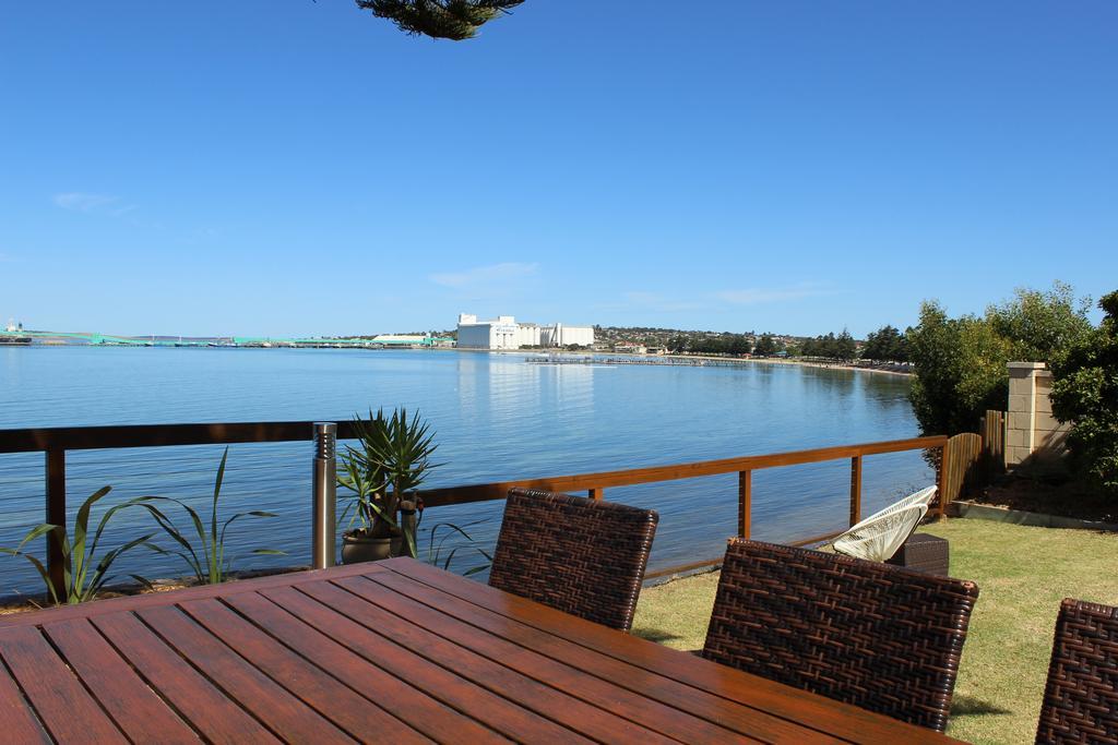Bay 10 - Suites And Apartments Port Lincoln Buitenkant foto