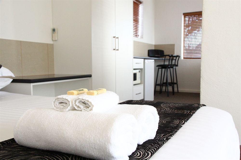 Bay 10 - Suites And Apartments Port Lincoln Buitenkant foto