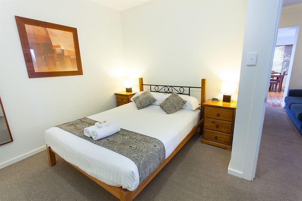 Bay 10 - Suites And Apartments Port Lincoln Buitenkant foto