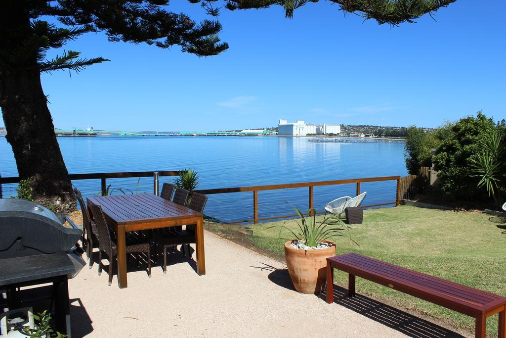 Bay 10 - Suites And Apartments Port Lincoln Buitenkant foto