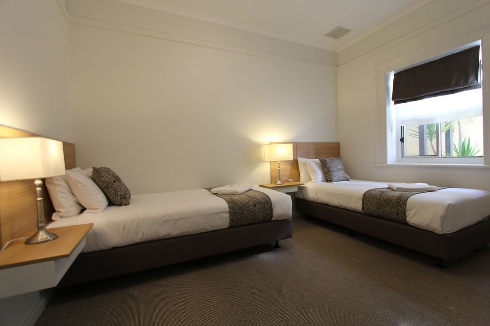 Bay 10 - Suites And Apartments Port Lincoln Buitenkant foto