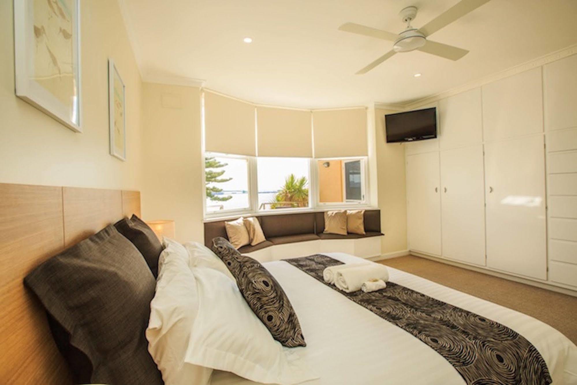 Bay 10 - Suites And Apartments Port Lincoln Buitenkant foto